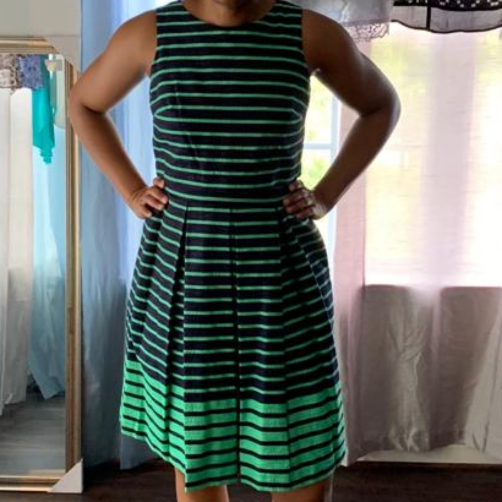 Just Taylor flare dress